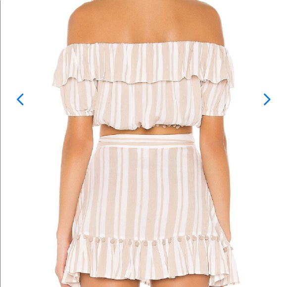 x REVOLVE Alicia Top & skirt in Nude Stripe
Lovers and Friends
Color:Nude Stripe - Picture 3 of 5